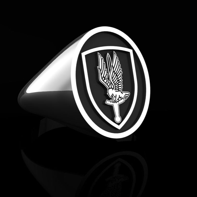 US Army 1st Avaition Brigade Ring -silver. 