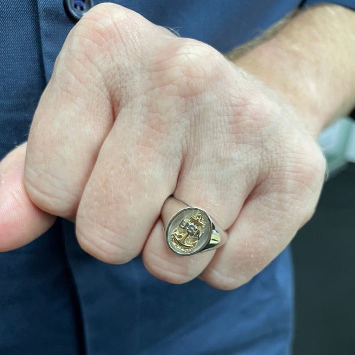US Navy Chief Ring with Gold anchor